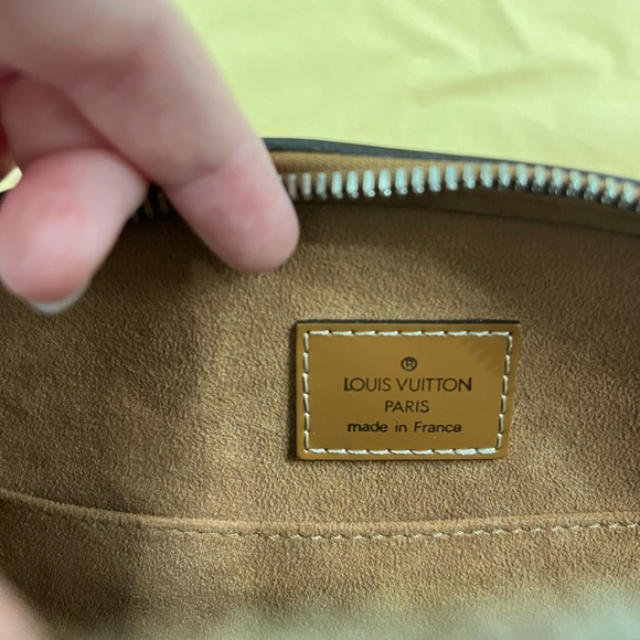 Louis Vuitton Jasmin Epi Leather Bag - Picture 10 of 11
